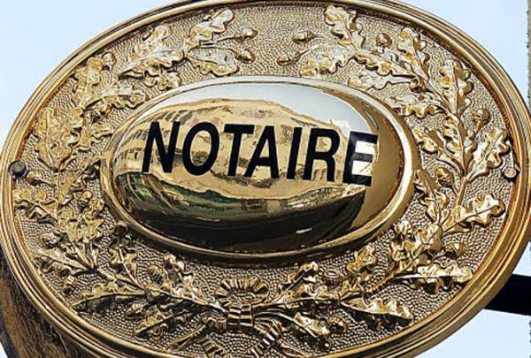 حصري... اعتقال مُوثقة معروفة بهذه المدينة بسبب "مشاكل مالية ضخمة"