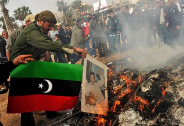 صحيفة إيطالية: الأسد سلم المخابرات الفرنسية رقم هاتف القذافي وعميل للمخابرات الفرنسية هو من أجهز عليه