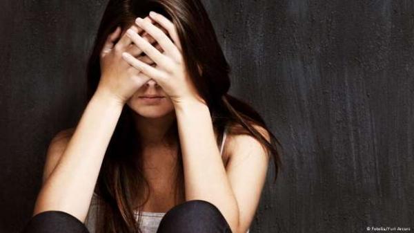 سابقة..الحكم بسنتين سجنا نافذا على مغربي اغتصب زوجته وافتض بكارتها بالقوة