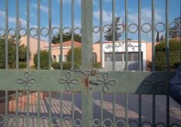 من المسؤول عن إغلاق المركز الثقافي لمدينة اليوسفية؟ نائب رئيس المجلس الحضري يوضح وأعضاء المكتب يتبرؤون