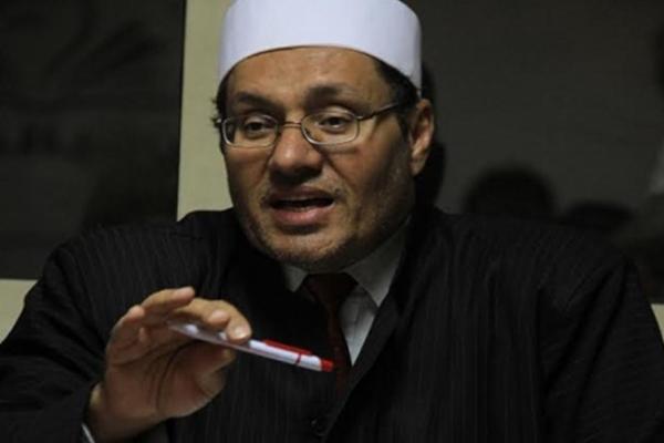 أزهري يدعو المصريين للحج إلى جبل الطور في سيناء بدل الكعبة لأنها ... !!