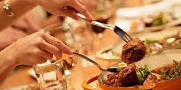 إفتتاح أول مطعم للعراة بباريس