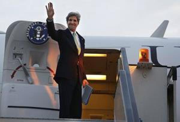 كيري في الخليج.. والأعين على سوريا وايران