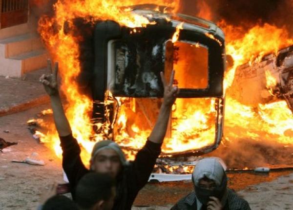 تخريب يطال الحسيمة بعد انتهاء مسيرة 20 فبراير