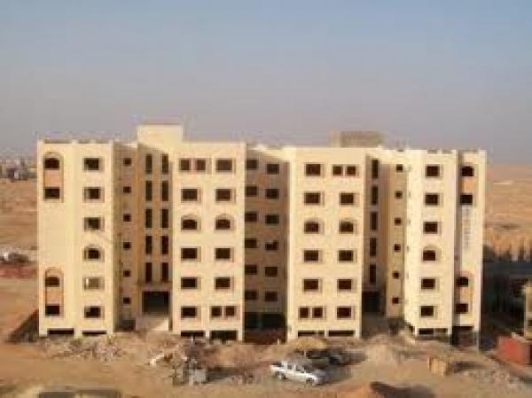 اقتحام شقق الشعبي للإسكان بالبيضاء