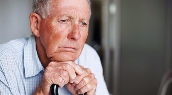 هذه العلامات تنذر بالإصابة بالزهايمر