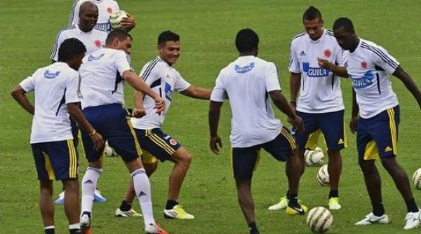 ضبط 4 لصوص صغار بين مشجعي المنتخب الكولومبي