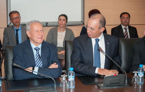 حصاد يسمح لأساتذة التعليم العمومي بالتدريس الخصوصي