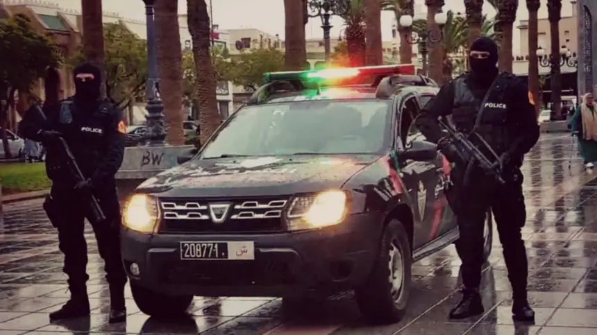 شاهد كيف أمنت العناصر الامنية بوجدة مداخل المدينة والطرق المؤدية للحدود الجزائرية ليلة رأس السنة