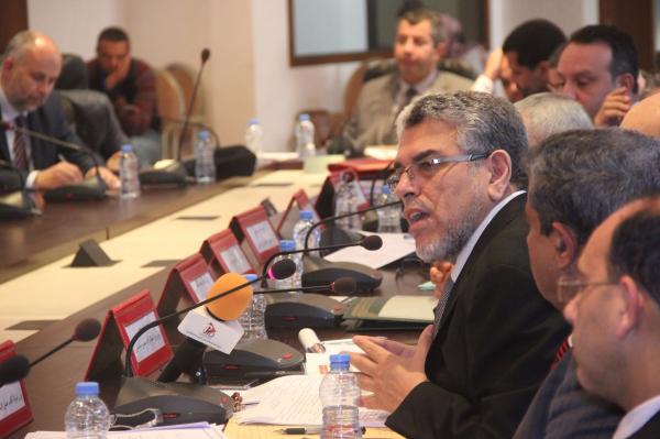 الرميد يدافع عن القضاة: هم وحدهم من يُسائلون عن ثراوتهم بالمغرب!(فيديو)