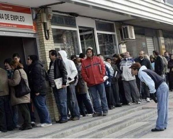 فاجعة الأزمة في مليلية : 900 معطل يتبارون على 4 مناصب شاغرة للعمل