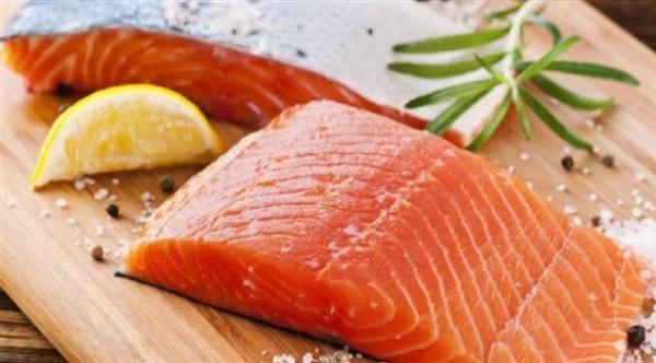 أطعمة تساعد على الحفاظ على صحة الفم