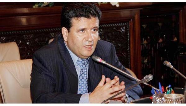 "المعتصم" مستشار الملك ينفي ما جاء على لسان "أسامة الخليفي"