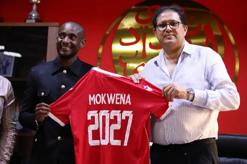 جماهير الوداد تحذر.. "آيت منا" يقود الفريق نحو فضيحة مدوية بطعم العالمية