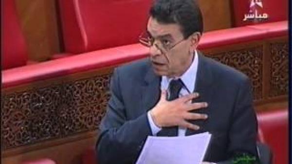 الوفا مكاينش لفلوس لتعويض المعلمين