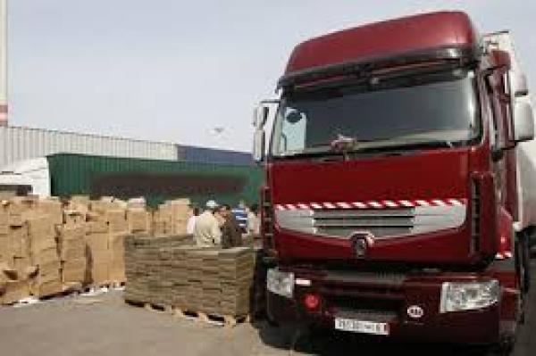 ضبط "شاحنة مشبوهة" في أكادير..والتفاصيل تكشف ما حدث!