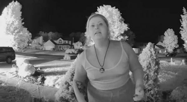 موقف بطولي لسيدة أيقظت عائلة ليلا وأنقذتهم من الموت (فيديو)