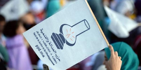 الأكاديمي "حسن أوريد": "البيجيدي" سعى إلى كسب ودّ السلطات...والشعب أبان عن وعيّ سياسيّ تُوّج بإطفاء "المصباح"