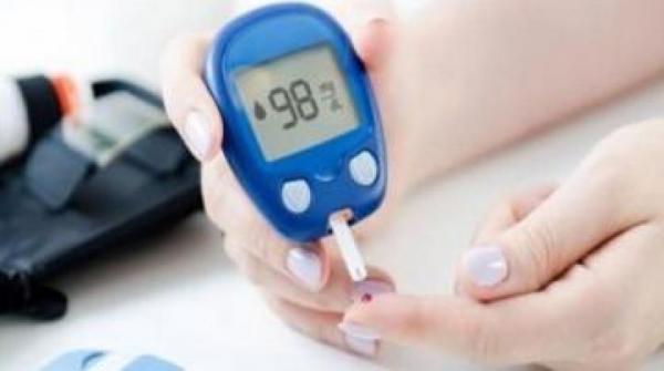 بهذه الخطوات السحرية ستقلل من مستويات السكر بالدم طبيعياوتضمن صحة جيدة