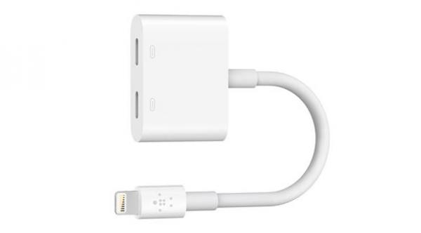 حلول لمشكلة سماعة الرأس في "آي فون 7"