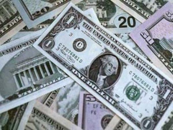 الدولار يرتفع أمام العملات الرئيسية بعد إعلان مقتل بن لادن