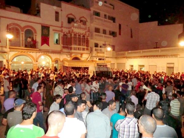 رجل أمني يُصيب شخصين بجروح بمدينة الحسيمة