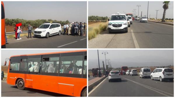 أصحاب الطاكسيات يعترضون حافلة تنقل عدد كبير من الركاب والدرك الملكي يتدخل