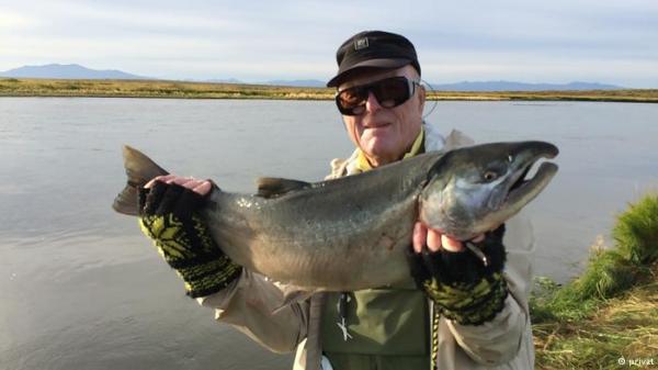 الأغنياء يأكلون سمك الفقراء! فأين العدالة؟