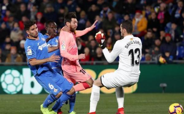 برشلونة يبتعد في صدارة الليغا بثنائية أمام خيتافي (فيديو)