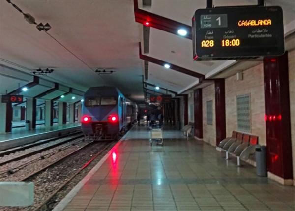 هذا موعد عودة حركة القطارات بالمغرب الى العمل بعد توقفها بسبب  "تي.جي.في "