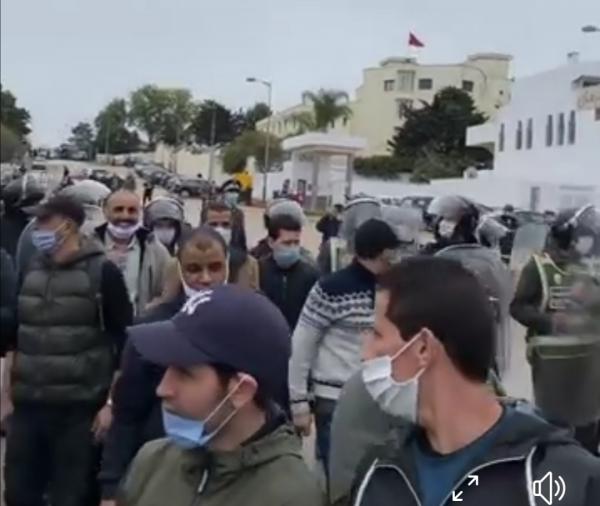 الأساتذة حملة الشواهد: تعرضنا لتدخل أمني عنيف، وولاية الأمن تنفي