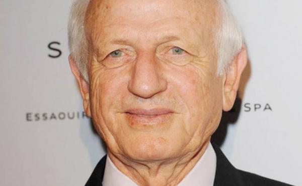 سابقة.. الجزائر ترفض استقبال المستشار الملكي أندري أزولاي 