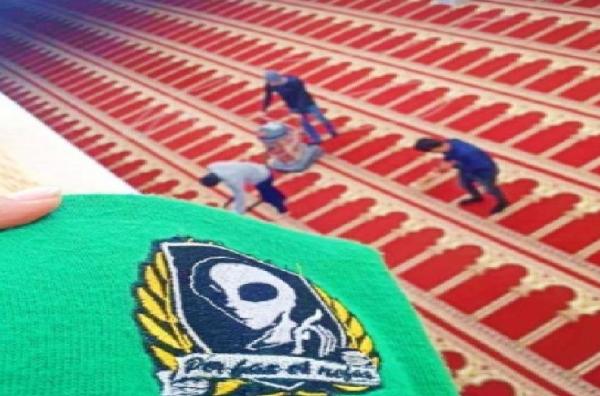 بعد "الوينرز" .. "الغرين بويز" تثلج قلوب "المصلين" بعمل خيري حاز كثيرا من الثناء (صور)