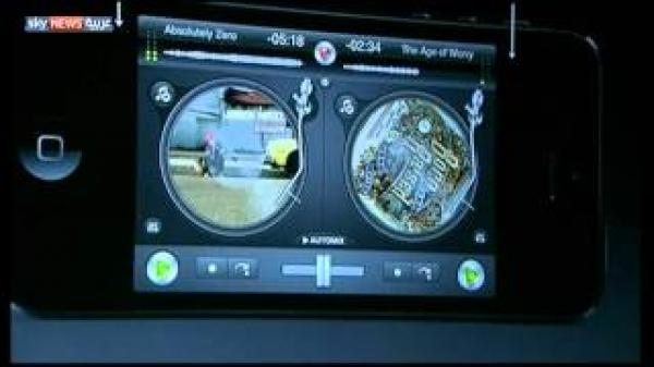 أبل تكشف النقاب رسميا عن آيفون 5