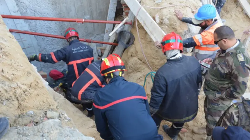 الوقاية المدنية تنتشل عاملًا إثر انهيار تربة في موقع بناء بمدينة طنجة