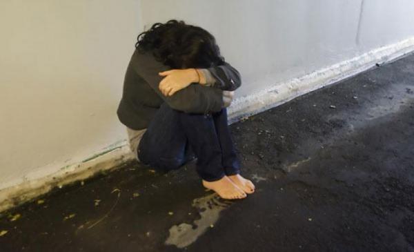 لا يصدق...شاب يستعمل عصا بيسبول لاغتصاب خطيبته بشيشاوة