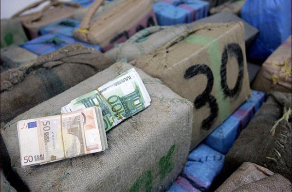 الدرك يحجز مليارا لدى شبكة متهمة بالتهريب الدولي للكوكايين