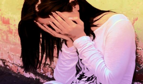 حملات منو وجراو عليها دارهم...السجن ينتظر "كوميدي" شاب "متزوج" اغتصب فتاة بمراكش