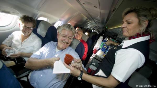 تعرف على سر إقبال ركاب الطائرات على عصير الطماطم