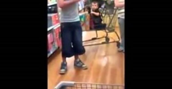 بالفيديو.. صدمة رجل لرؤية زوجة صديقه وهى تخونه مع آخر