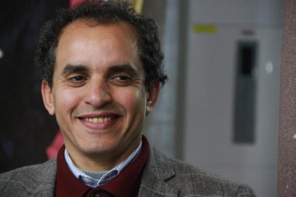 لا يُنصح بقراءته للفقراء