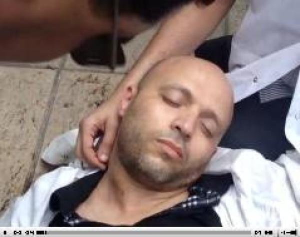 حالة إغماء طبيب بعد التدخل الأمني 