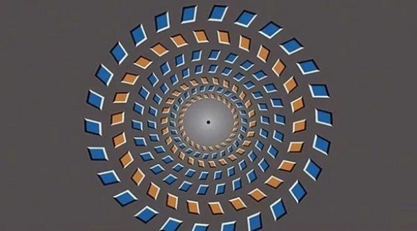 خدعة بصرية تجعل أدمغتنا تعتقد أن الرسم متحرك