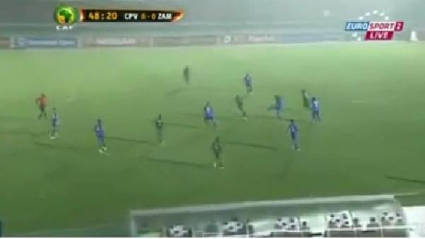 سيول تغرق ملعب إيبيييين في كان غينيا الاستوائية