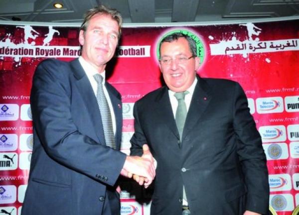 الجامعة لن تقيل بيم فيربيك رغم الضغط الإعلامي