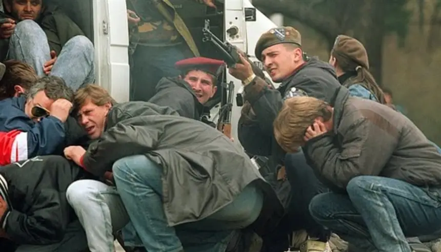 فضيحة "سياحة القنص" تنفجر بعد 30 عاماً… أثرياء دفعوا مبالغ خيالية لقتل المدنيين