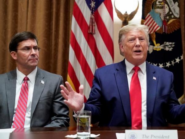 عاجل: وضع وزير الدفاع الأمريكي في الحجر الصحي بسبب كورونا