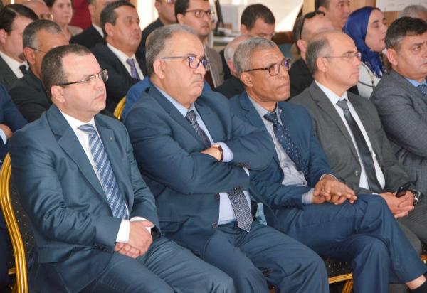 بحضور عامل الإقليم : مجلس عمالة الصخيرات-تمارة يعطي الضوء الأخضر لإطلاق مشاريع تنموية هامة