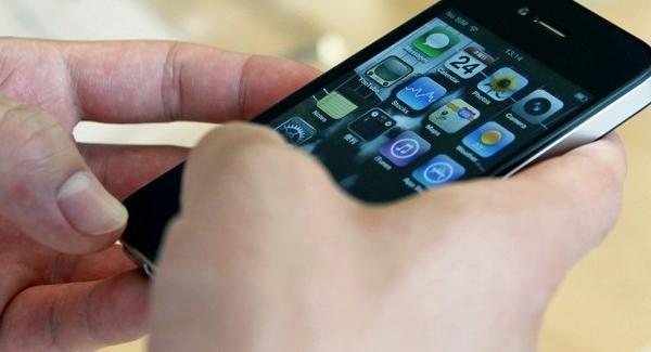 اشتراكات الهاتف النقال تتراجع مقابل ارتفاع عدد المشتركين في الانترنيت