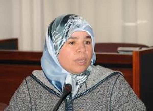 نقل برلمانية عن البيجيدي إلى المستشفى بعد يومين من الاعتصام !